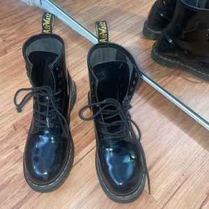 Dr martens patent leather boots size 7